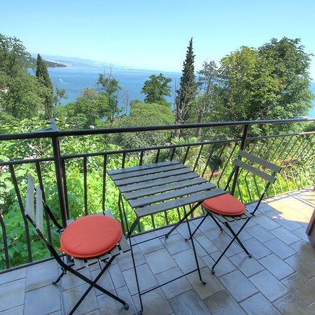 Apartman Lena Opatija Bagian luar foto