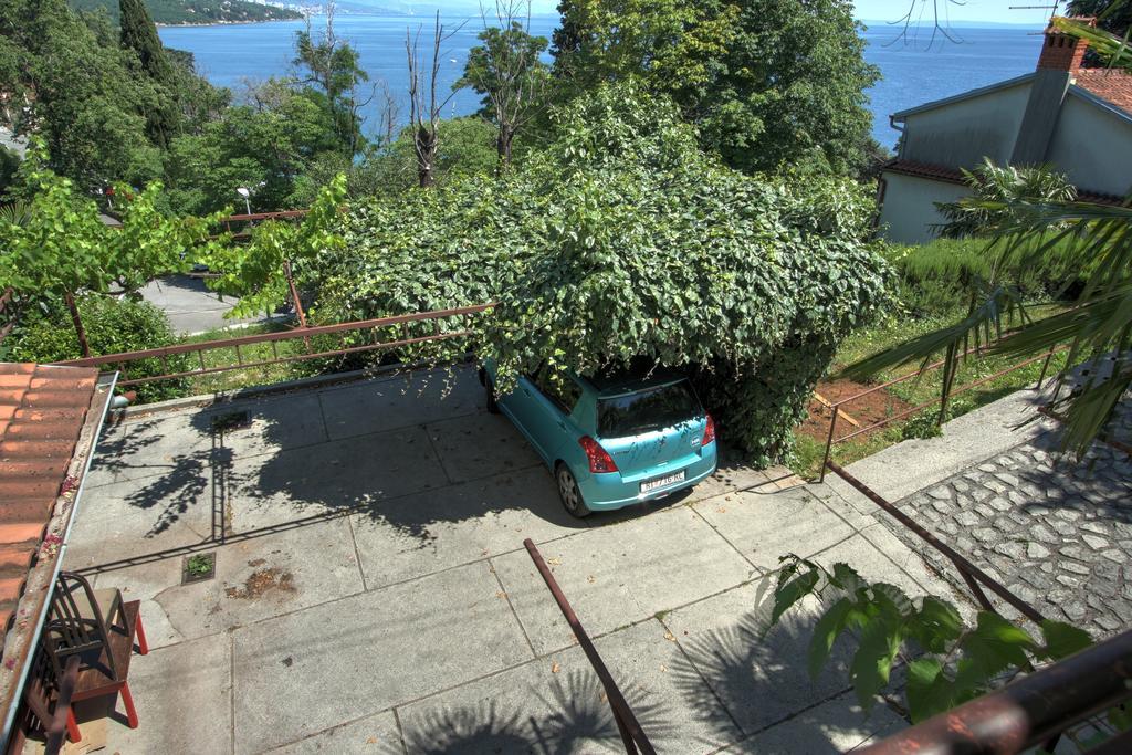Apartman Lena Opatija Bagian luar foto
