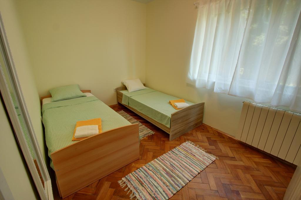 Apartman Lena Opatija Bagian luar foto