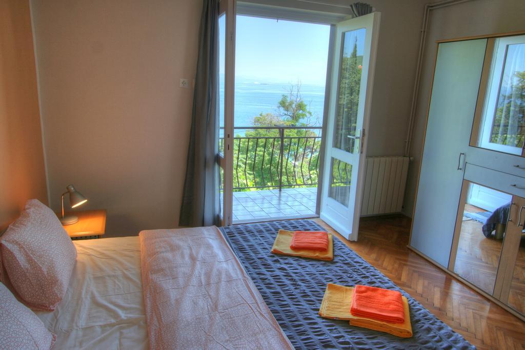 Apartman Lena Opatija Bagian luar foto